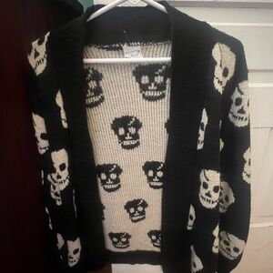Infiniti design London skull sweater